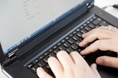 Danskerne tjekker sjældent andre netbutikker inden køb